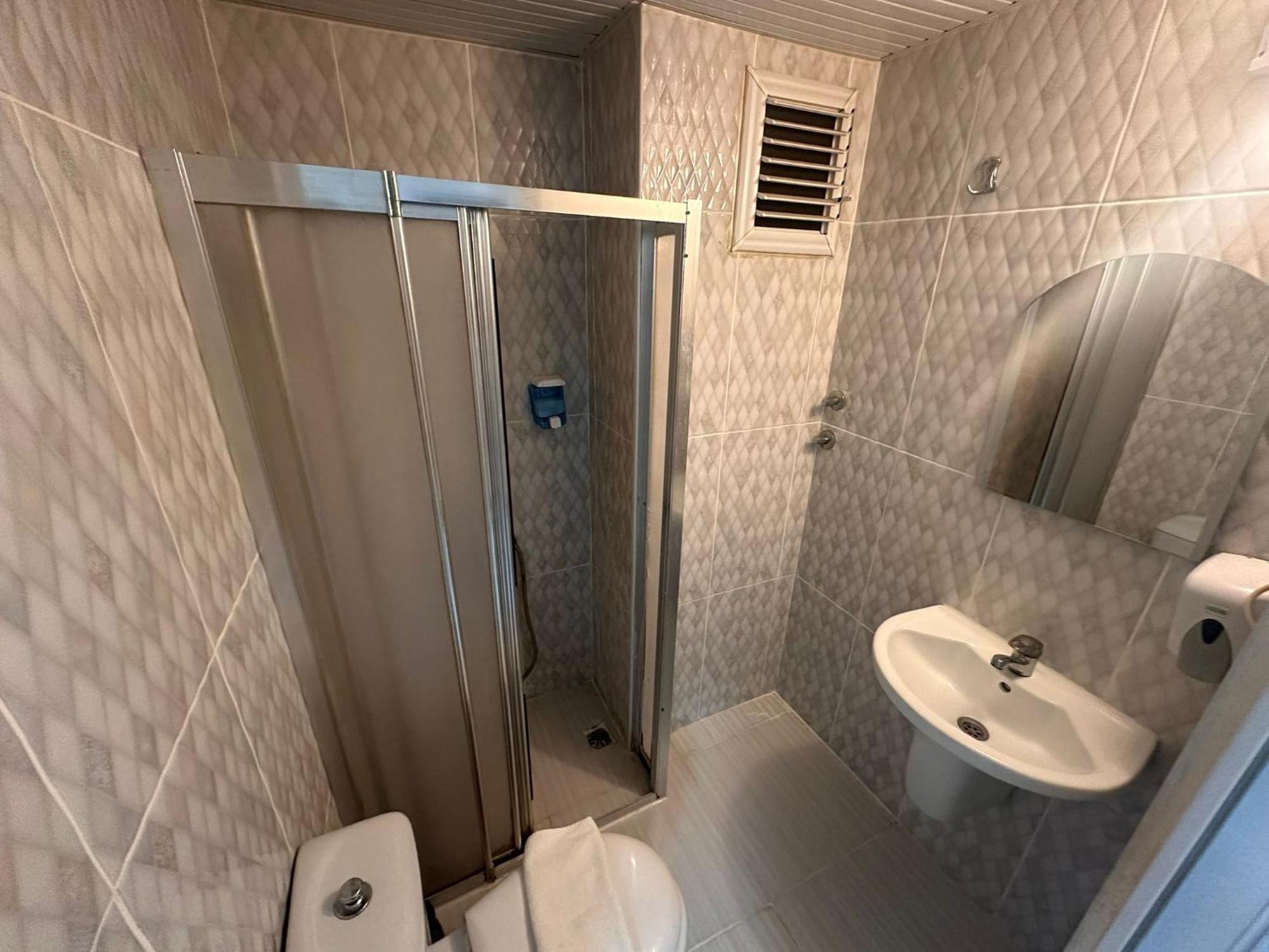 Royal Ezel Hotel Antalya Exteriör bild